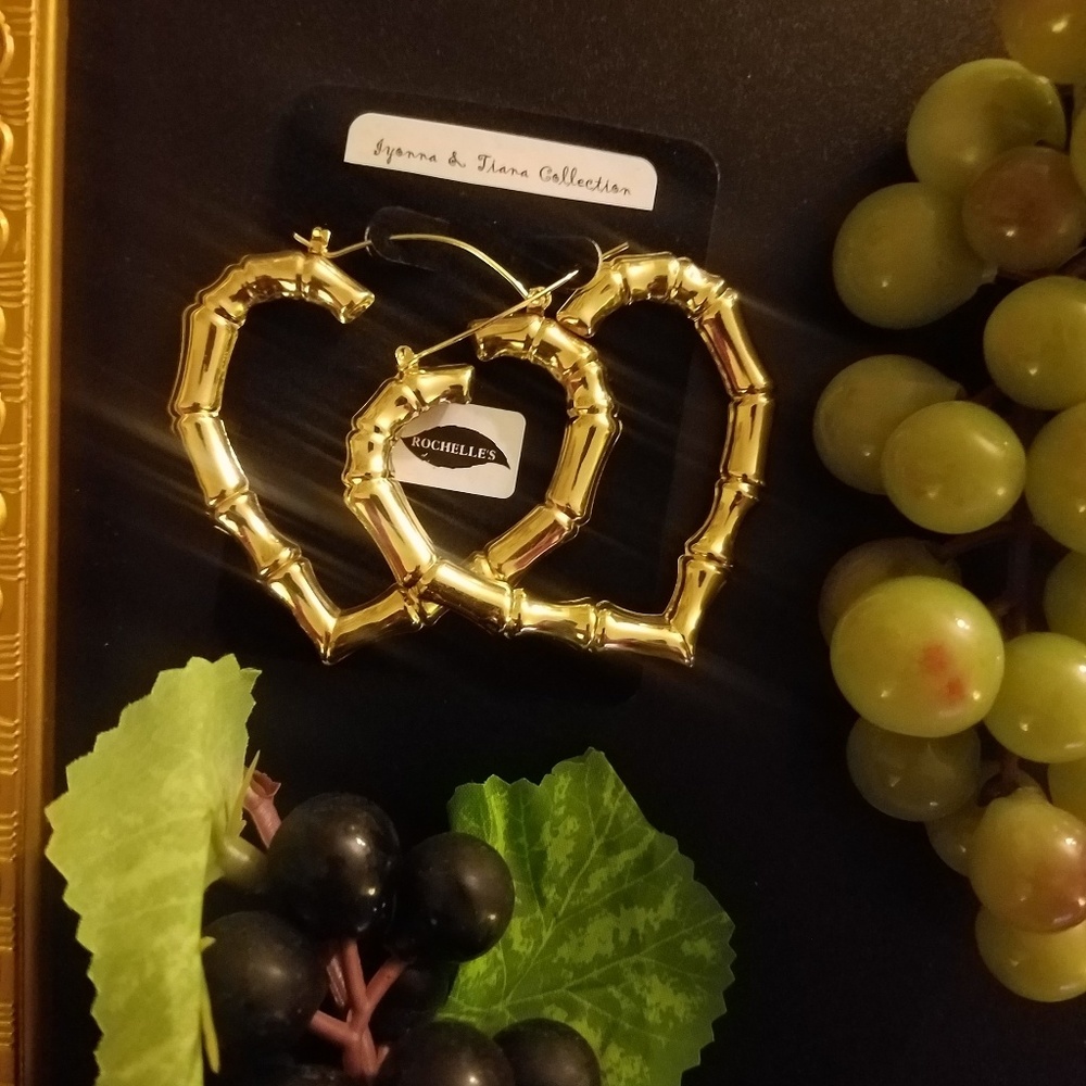 3/$25 or 5/$25:Heart Earrings